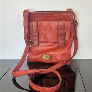 vintage Fossil Maddox leather crossbody bag